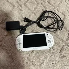 SONY PS Vita ホワイト 本体 充電器付き ＋ マイクラなどのカセット