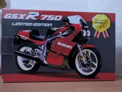 Mini Replica SUZUKI GSX-R750 Vol.42