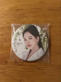 2025年最新】twiceミナ缶バッジの人気アイテム - メルカリ