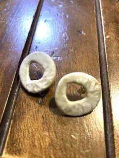 作家 ピアス(両耳用)