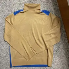 ユニクロジェイダブルアンダーソンコラボタートルネックセーター ベージュ 青