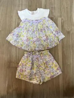 【値下げ】プティマイン　花柄トップスとショートパンツセット