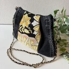 デニムと帯のポシェット　ハンドメイド　刺繍ショルダーバッグ