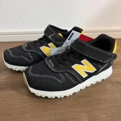 【新品】New Balance 373 ブラックスニーカー　17センチ
