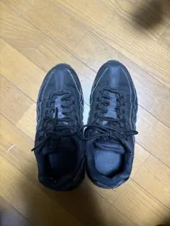 エアマックス95トリプルブラック
