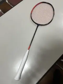 アストロクス77pro 超極美品 送料込/新品/ヨネックス/4U5/アストロクス77/黄色/シャイン