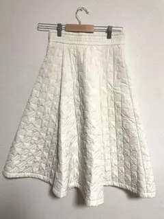 アプワイザーリッシェ　キルティング　フレアスカート