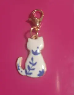 猫 チャーム キーホルダー ボタニカル