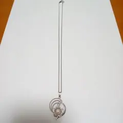 美品　パールトップ付きネックレス