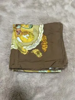 HERMES エルメス スカーフ カレ90 卵 羽根柄 HERMES エルメス スカーフ カレ90 卵 羽根柄 - メルカリ