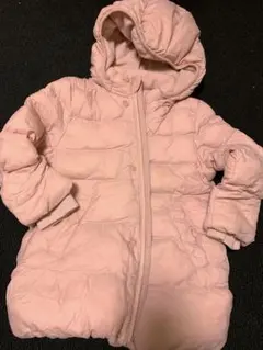 ユニクロ　ピンクジャンパー