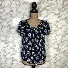 GLACIER　グラシア　（M）　花柄シフォンブラウス　パールビーズ　紺