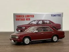 トミカリミテッドヴィンテージネオ　日産グロリア V30Eブロアム（91年式）のサムネイル