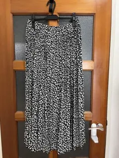 niko and ... 小花柄ロングスカート