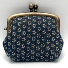 Kurochiku 京都くろちく 小花柄 小桜 財布 がま口 小銭入れのサムネイル