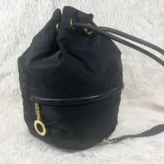CELINE セリーヌ ワンショルダーバッグ 巾着 肩がけ 斜め掛け ブラック
