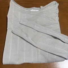 ベイフロー　カットソー　グレー