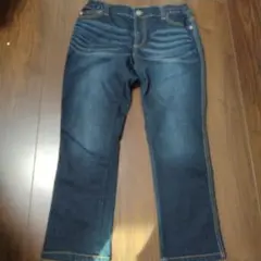 Item thumbnail for item a41b21bf-d8b0-4109-80e1-ef907fe933f2