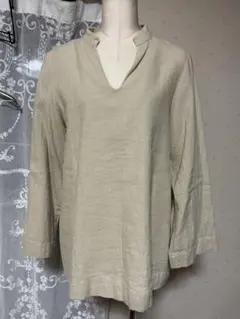 BASERANGEリネン ベージュ Vネック 五分袖シャツ