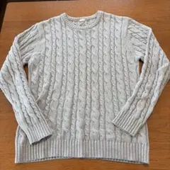 GU グレー ケーブル編み セーター