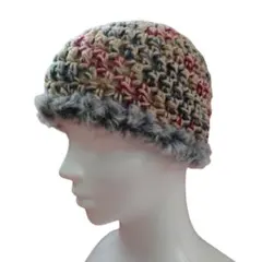 ハンドメイド ニット帽 ビーニー グラデーション アイボリー ファー 編み物
