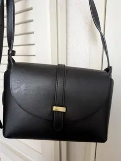 黒いショルダーバッグ studioCLIP