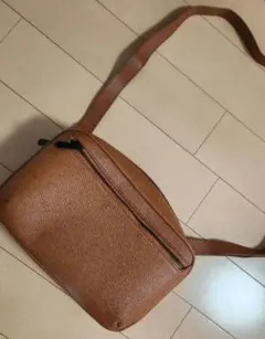 ショルダーバック 牛革