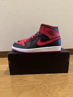 NIKE AIR JORDAN 1 MID ナイキ　エアジョーダン1
