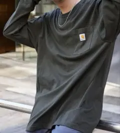 Carhartt 茶色 長袖シャツ