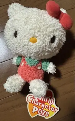 ハローキティ ぬいぐるみ