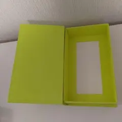 空箱 (＊注意：中身無し)