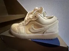 Item thumbnail for item c4b1819e-9533-4a90-b262-073f10f23505