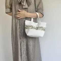 Item thumbnail for item 0382241d-6cf7-406b-9088-b0aaa8c6f1df