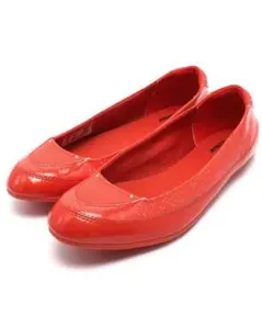 ブラック パンプス