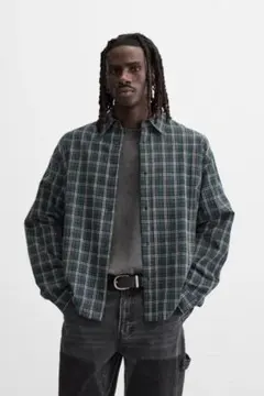 ZARA ボクシー オーバーサイズ チェックシャツ M ネイビーブルーのサムネイル