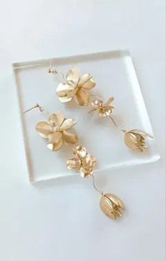 138 フラワー　ゴールド　パール　ブライダル　ピアス　イヤリング　ハンドメイド