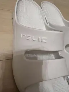 TELIC サンダル ホワイトのサムネイル