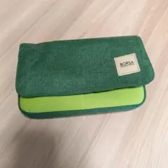 [中古美品] エレコム Borsa ガジェットポーチ 緑系 ユニセックスのサムネイル