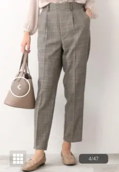 新品未使用　シューラルー　裏地に秘密（工夫）のあるテーパードパンツ