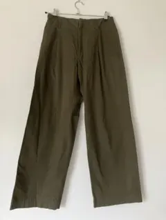 UNIQLO チノパン カーキ 64cm