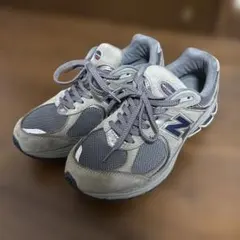 New Balance 2002R グレー スニーカー