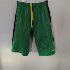 PUMA 緑色 ハーフパンツ