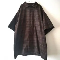 ハイネック シャツ