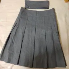 グレー プリーツスカート 共布ベルト付きのサムネイル