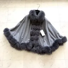専用極美品✨ヴィヴィアンウエストウッド ポンチョ ケープ カシミヤ混 上質ファー 極美品 ヴィヴィアンウエストウッド ポンチョ ケープ カシミヤ Sサイズ