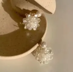 フラワーモチーフ ピアス パール 結婚式 パーティー フォーマル　綺麗