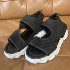 厚底スポーツサンダル　新品未使用　24.5