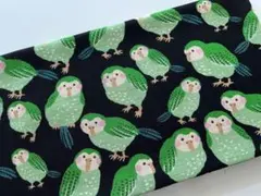 0.8m　リネンライクスラブクロス　カカポ　鳥　生地　動物　ブラック　Z88