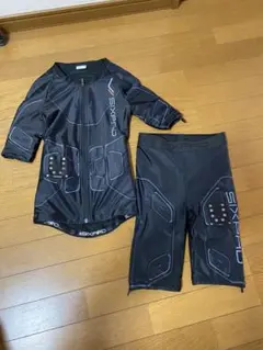週末値下げ SIXPAD Powersuit 上下セット メンズM - メルカリ