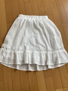 SHEIN ホワイトフリルスカート
